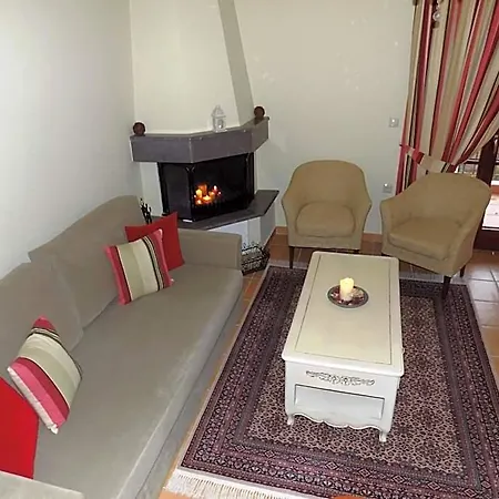 Zaggou Aparthotel Amfikleia
