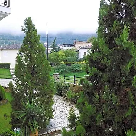 Zaggou Aparthotel Amfikleia